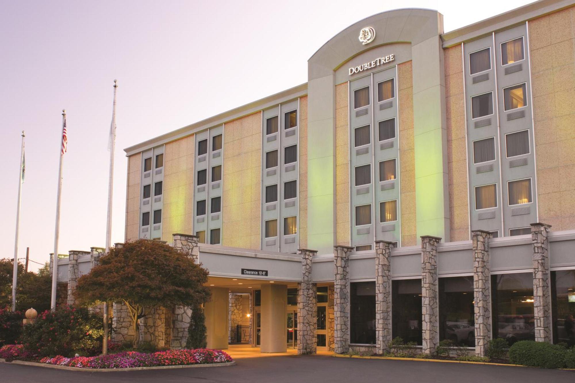 Doubletree By Hilton Pittsburgh Airport Otel Moon Township Dış mekan fotoğraf