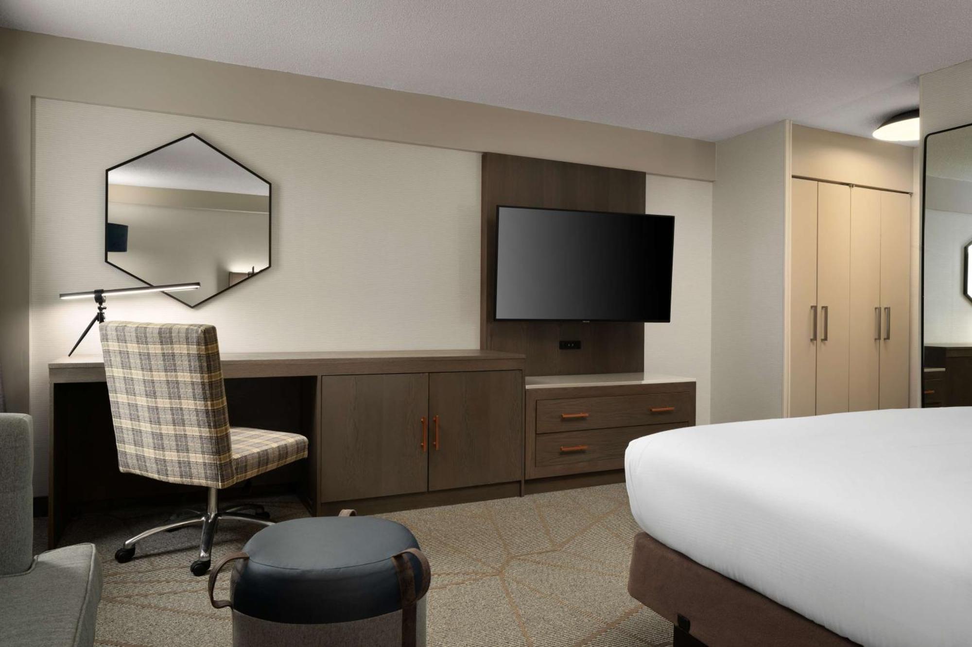 Doubletree By Hilton Pittsburgh Airport Otel Moon Township Dış mekan fotoğraf